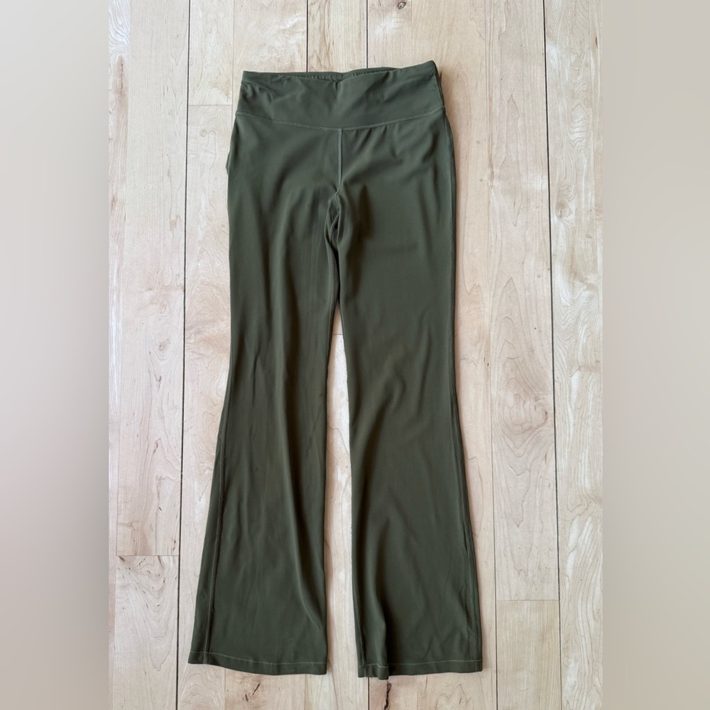 Athleta Girl high rise chit chat flare legging